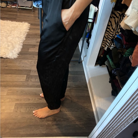Women’s Black satin feel jogger pant - Picture 2 of 8